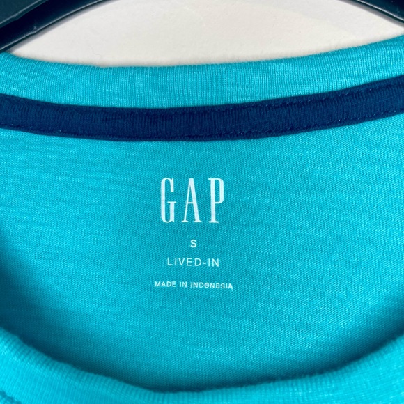 GAP Pocket T-Shirt - Picture 4 of 4